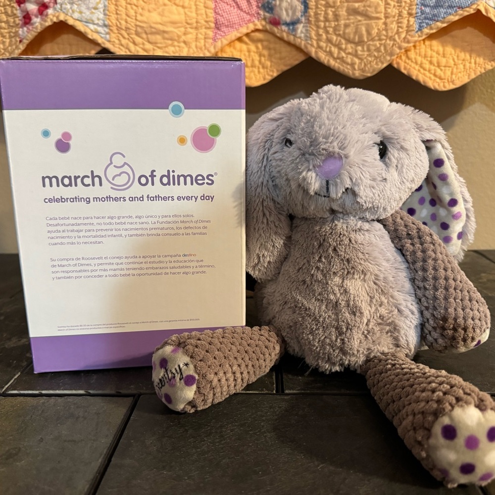 RETIRED - NEW IN BOX - Scentsy March of Dimes - Roosevelt the Rabbit